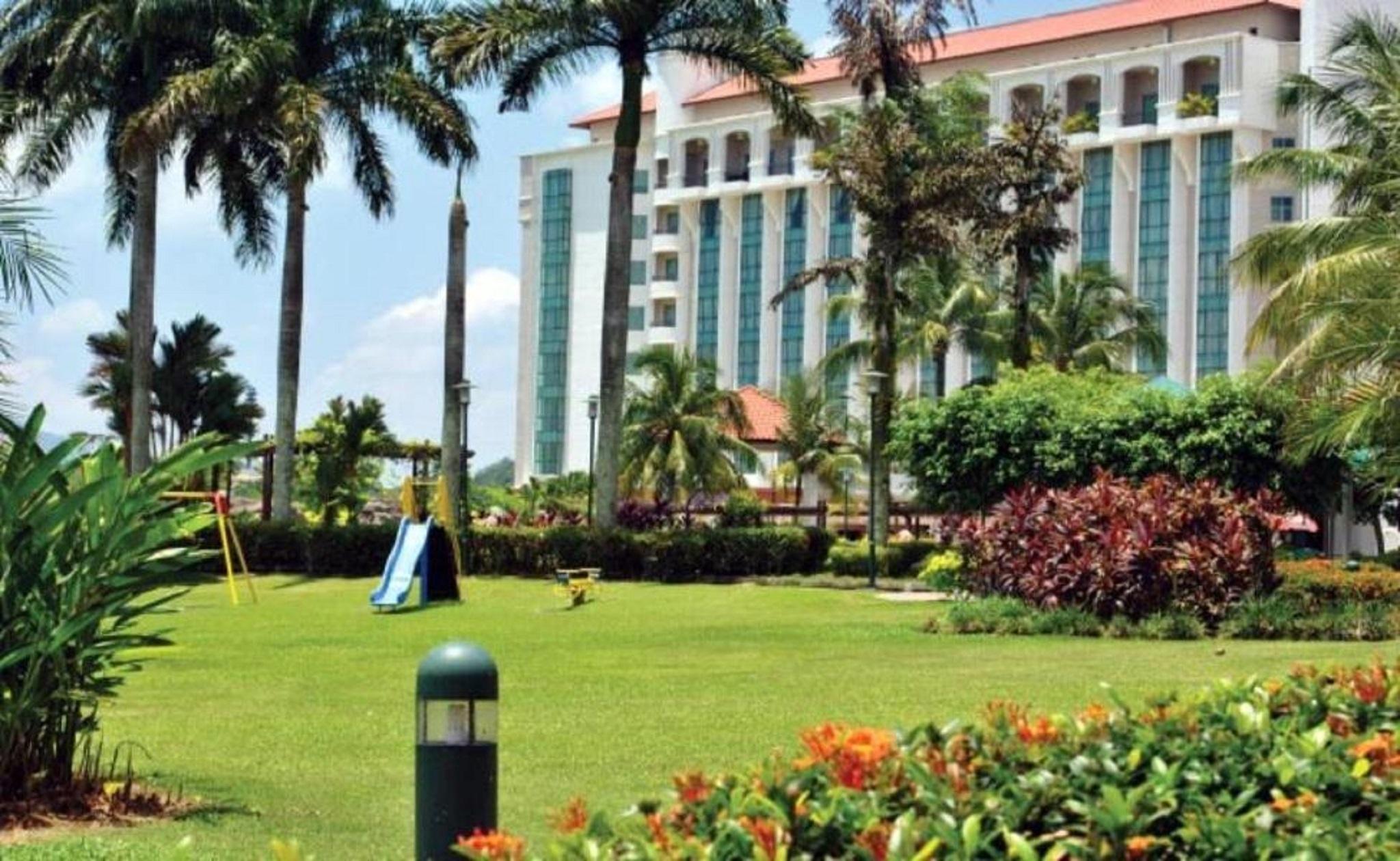 Nilai Springs Resort Hotel Esterno foto