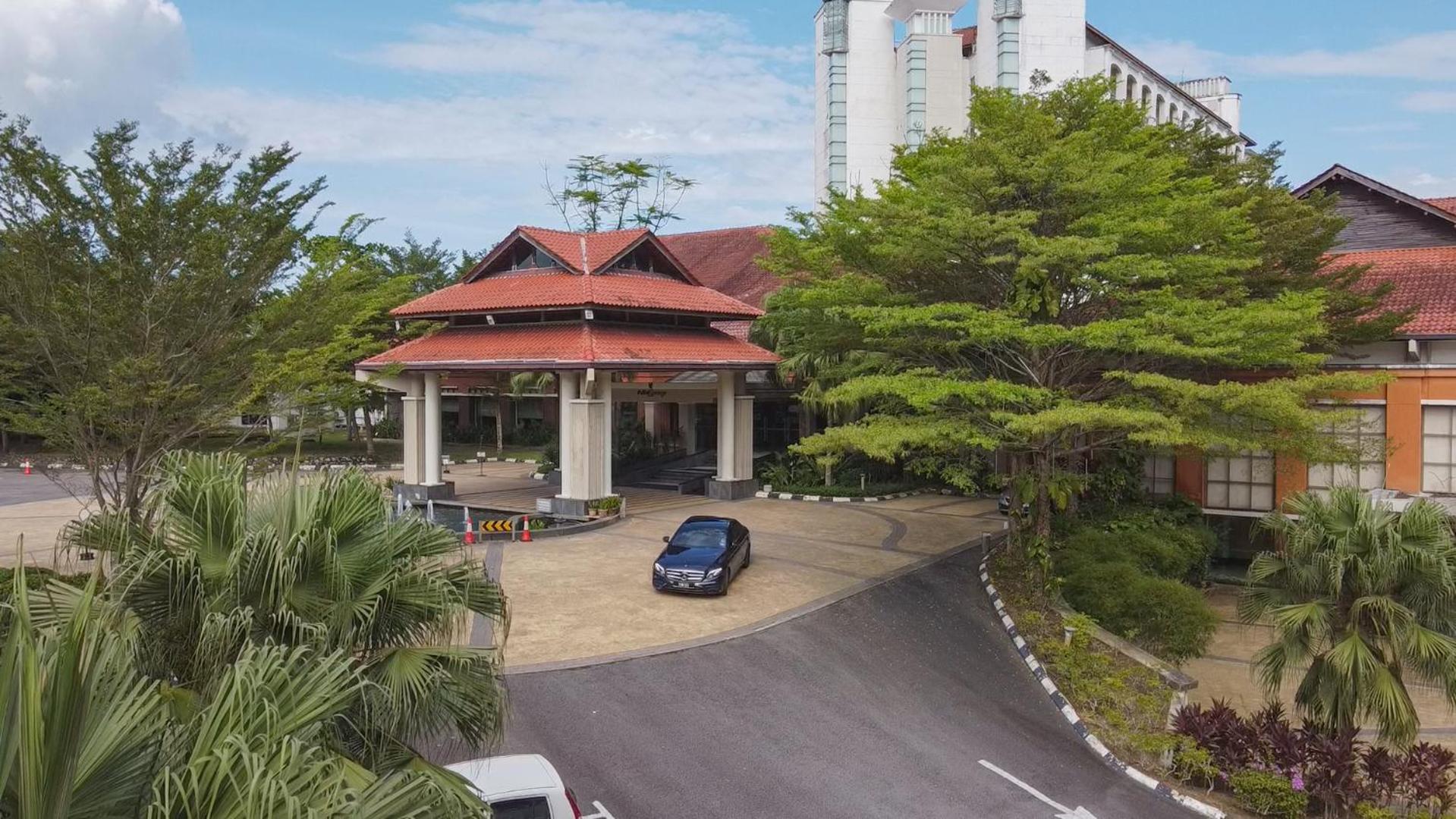 Nilai Springs Resort Hotel Esterno foto