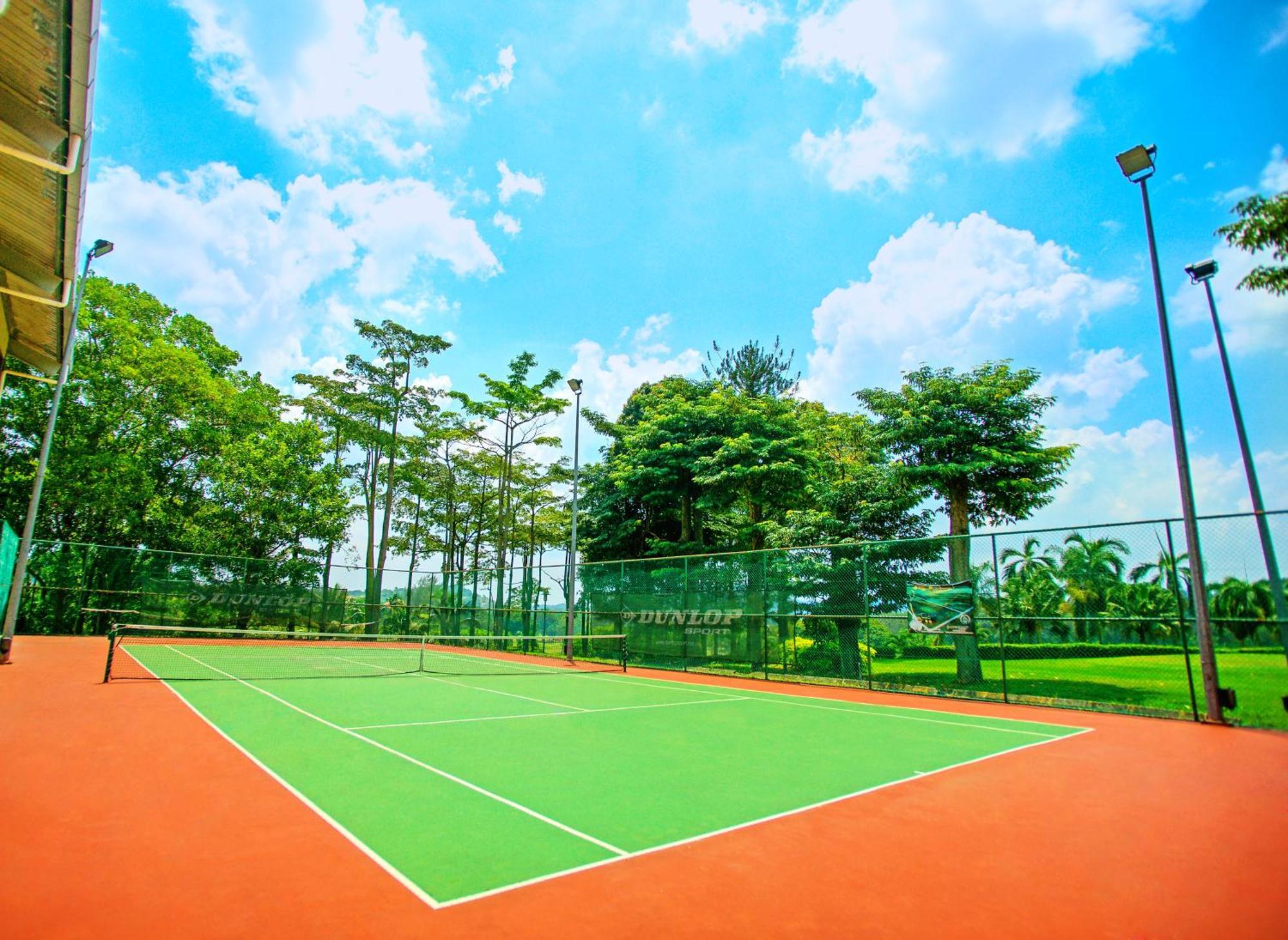 Nilai Springs Resort Hotel Esterno foto